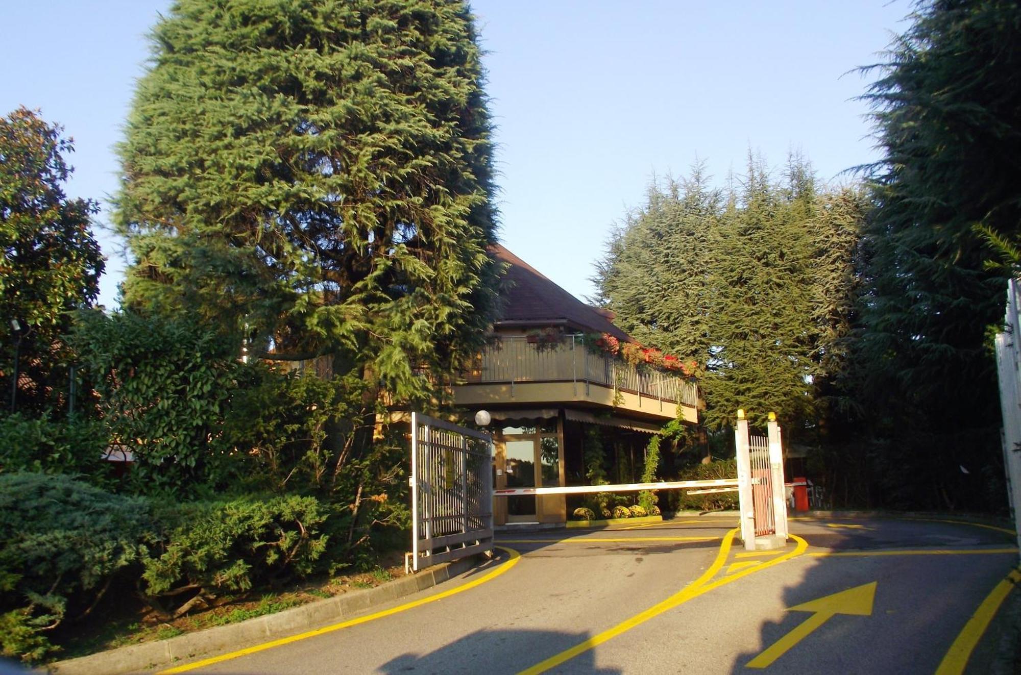 Hotel Ovest 3*